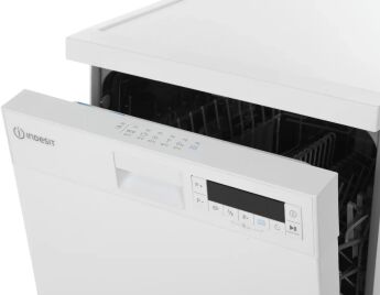   Indesit DFS 1C67