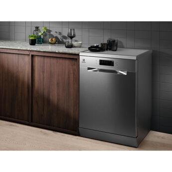   Electrolux ESM48310SX