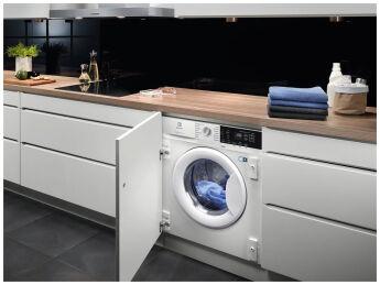    Electrolux EWN7F447WI PerfectCare 700